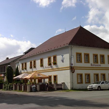 فندق Pension A Restaurace Rudolec Český Rudolec المظهر الخارجي الصورة