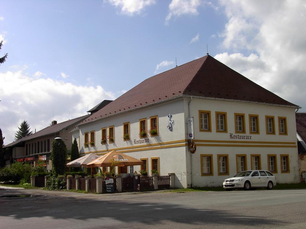 فندق Pension A Restaurace Rudolec Český Rudolec المظهر الخارجي الصورة